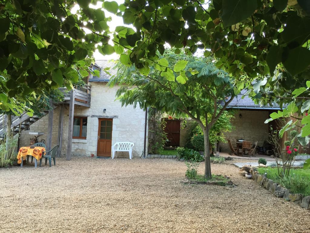 Les Caves Hotel Ambillou-Château Екстериор снимка