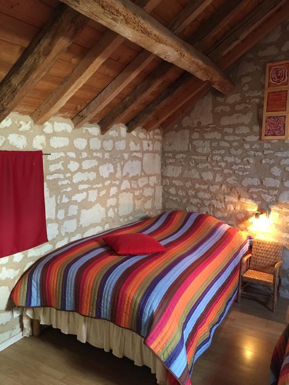 Les Caves Hotel Ambillou-Château Екстериор снимка
