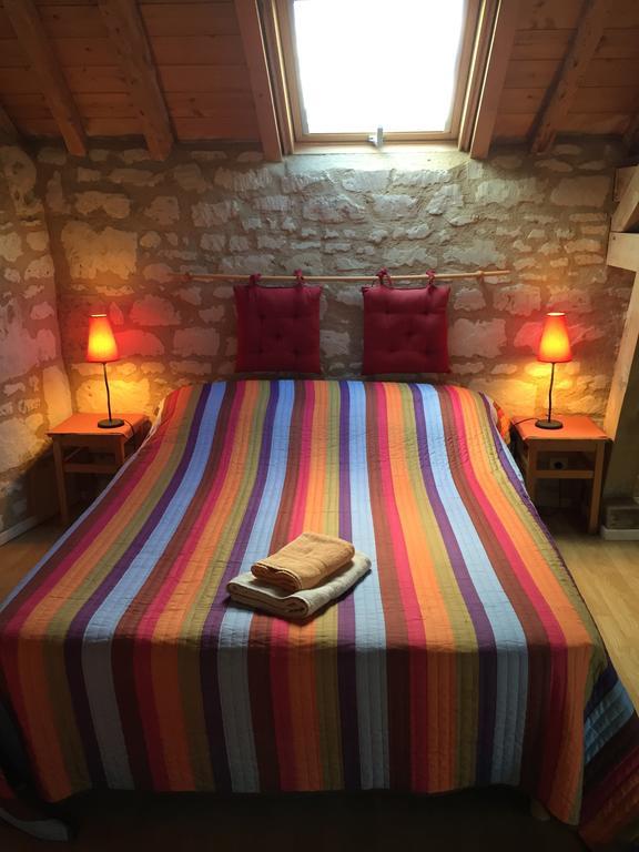 Les Caves Hotel Ambillou-Château Екстериор снимка