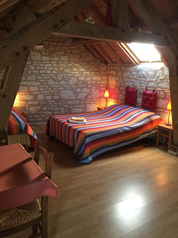 Les Caves Hotel Ambillou-Château Екстериор снимка