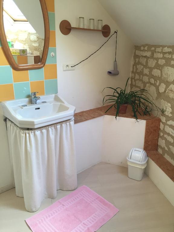 Les Caves Hotel Ambillou-Château Екстериор снимка
