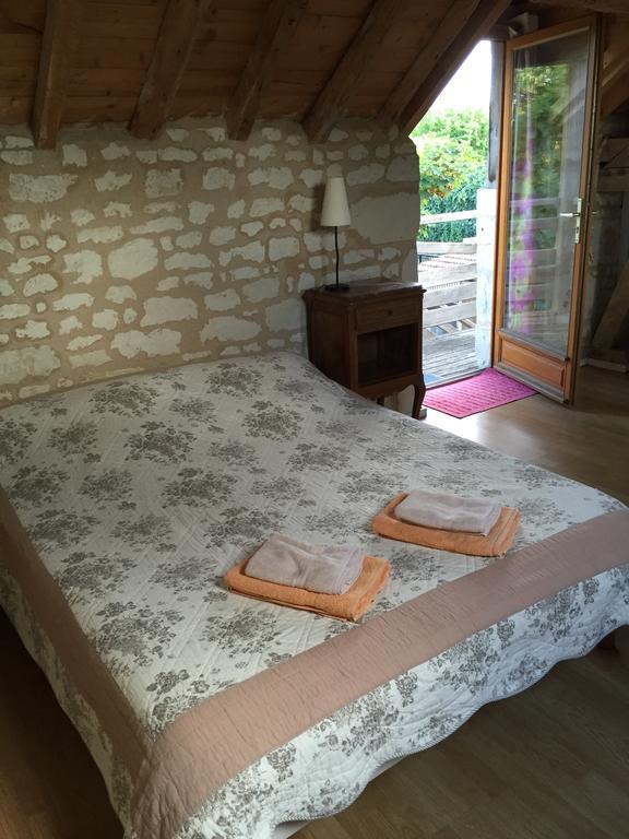 Les Caves Hotel Ambillou-Château Екстериор снимка