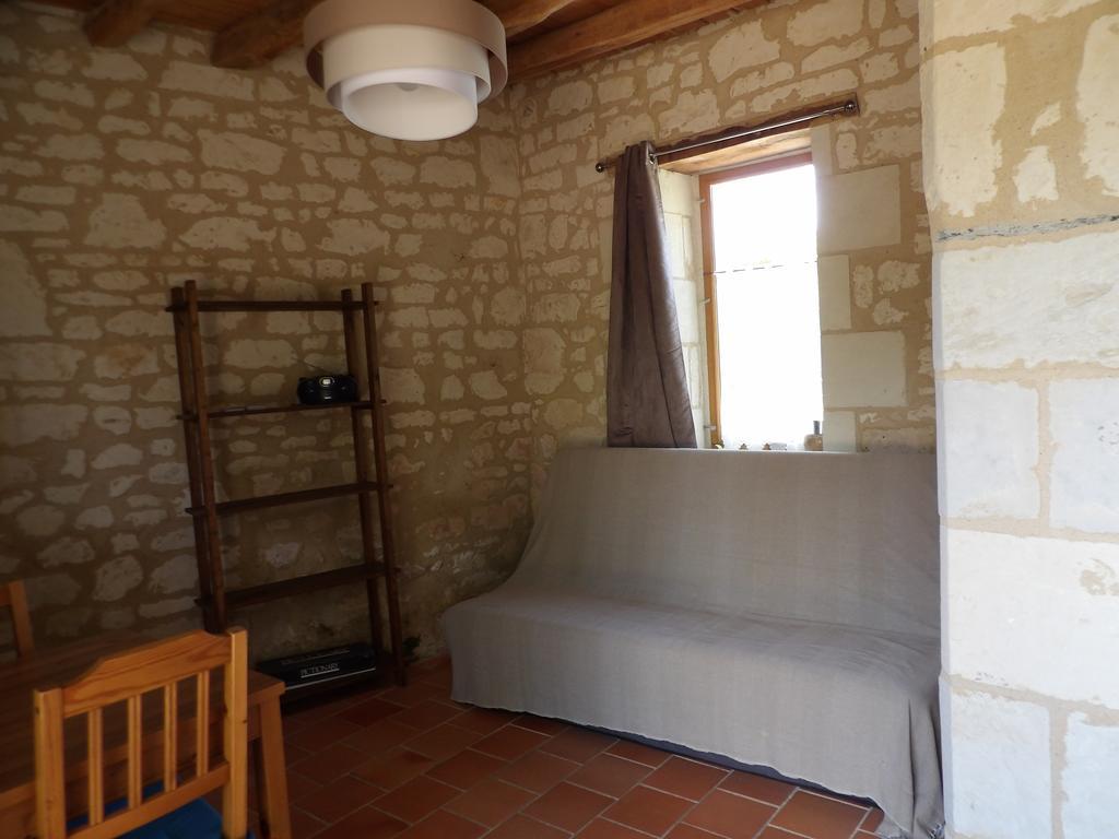 Les Caves Hotel Ambillou-Château Екстериор снимка